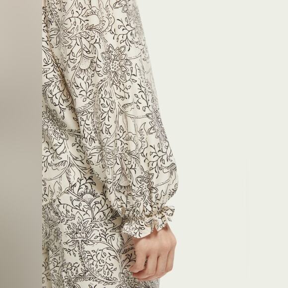 Scotch & Soda Easy Monochrome Blouse Top floral outline ivory cream black - Picture 5 of 9